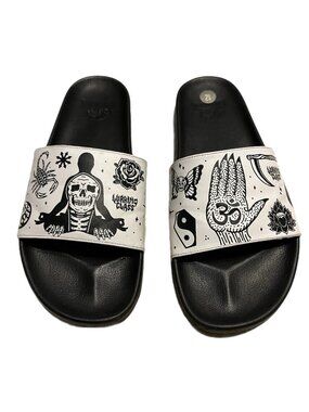 Lurking class men’s slides size 12